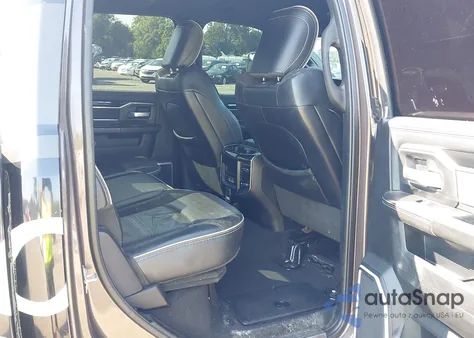 2021 Ram 2500 Laramie 4X4 6'4 Box z USA, uszkodzony, nr VIN 3C6UR5FL2MG558334